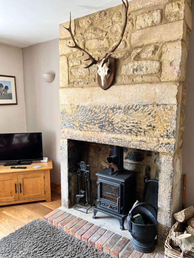 Spaniel Cottage With Views Of Ham Hill, Stoke Sub Hamdon 马托克 外观 照片